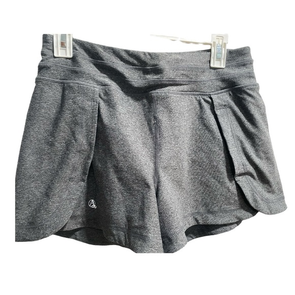 Reactivate Pants - Reactivate Athletic Shorts, built‎ in Underwear, size Medium, Grey